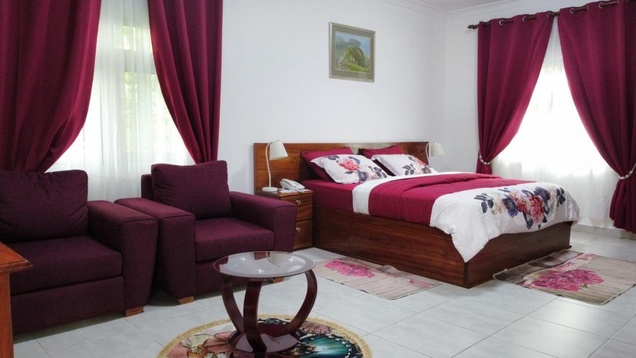 Charlestina Beach Resort Ampeni Dış mekan fotoğraf